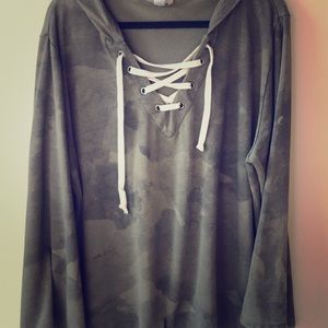 Ladies lightweight sweatshirt